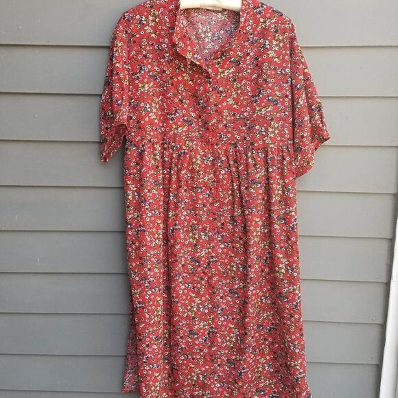 Red Floral Mystery Button Down Dress check Measurements - Picture 1 of 9